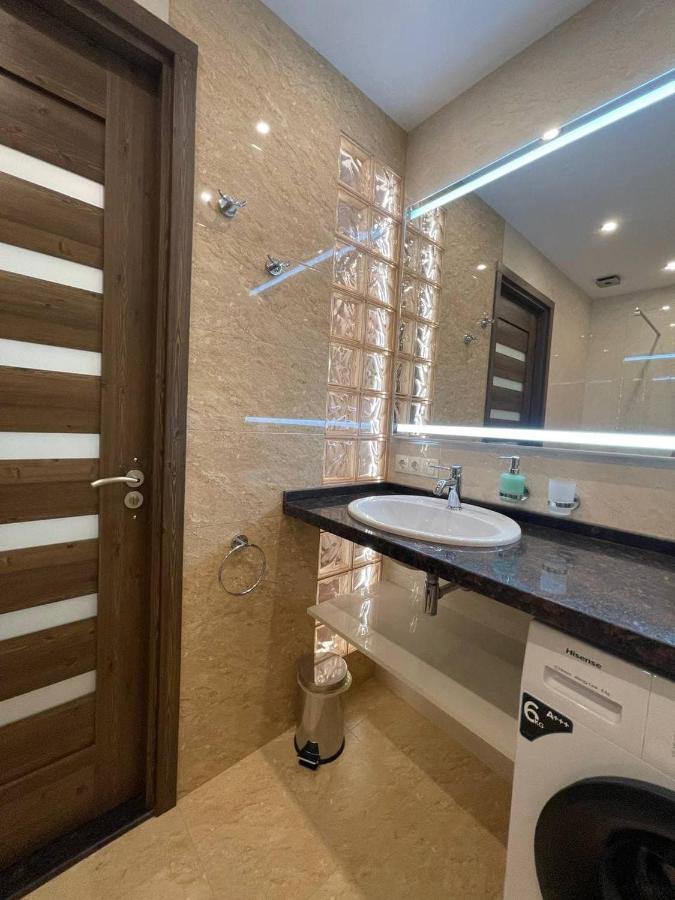 Ferienwohnung Amber DeLUX Atrium-Neo, New Gudauri Exterior foto